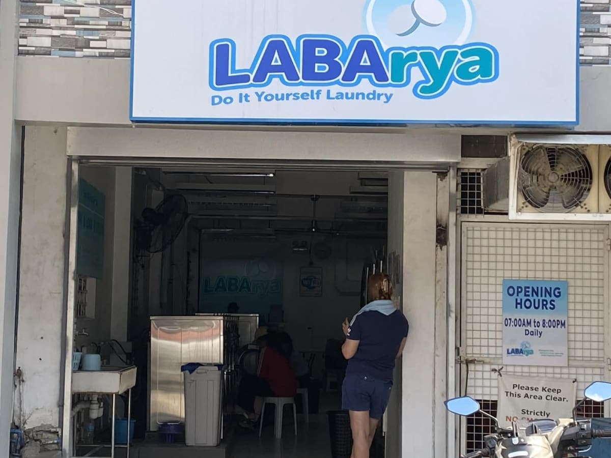 Labarya laundry shop in Mandaluyong