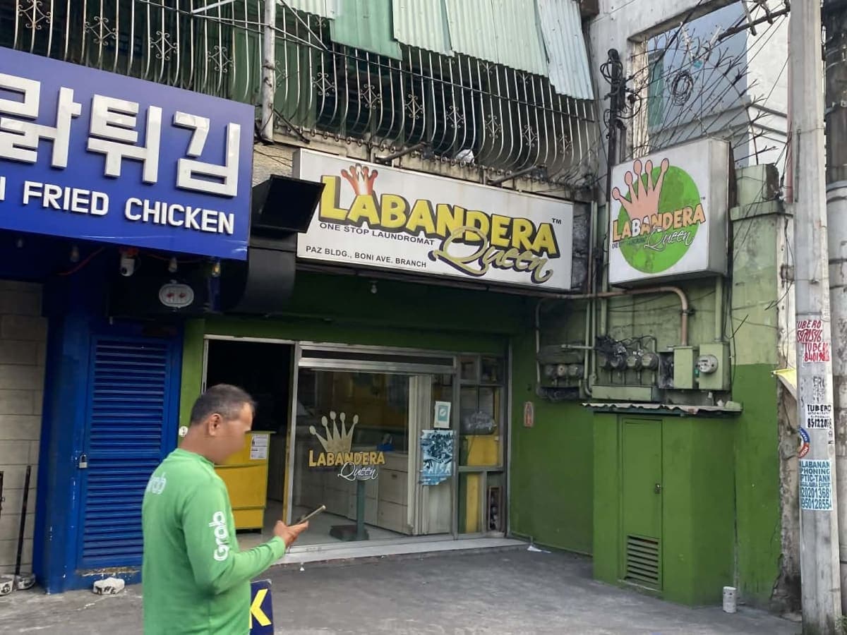 Labandera Queen laundry shop in San Juan