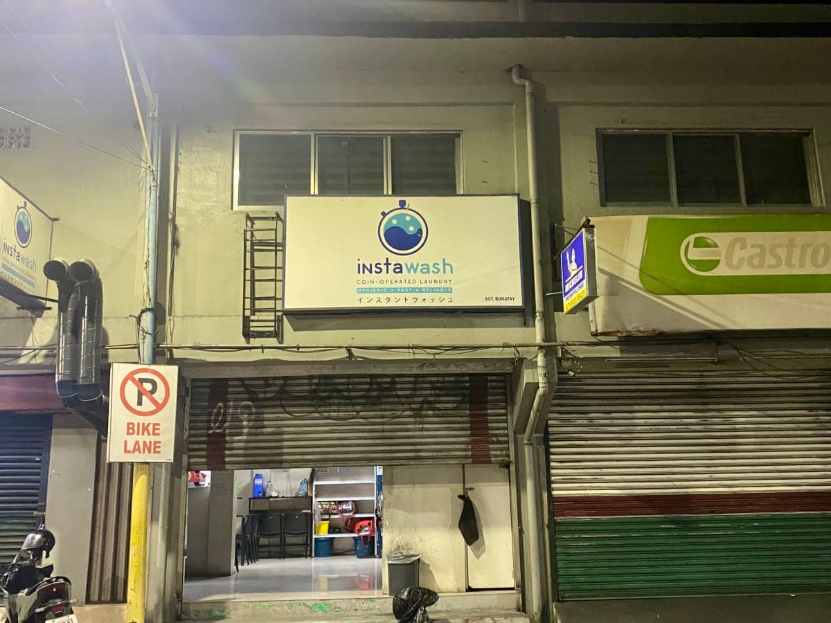 InstaWash laundry shop in Mandaluyong