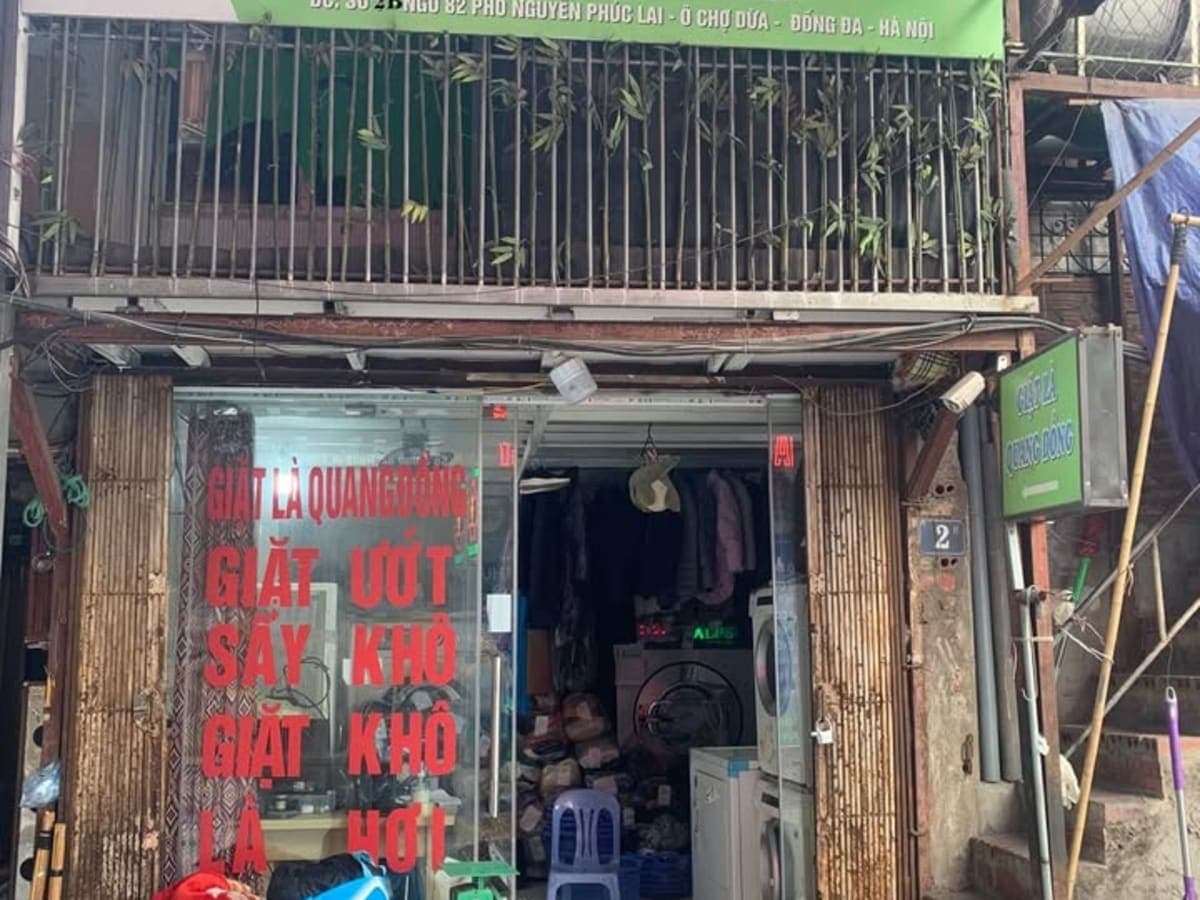 Giặt Là Quang Đồng laundry shop in Hanoi