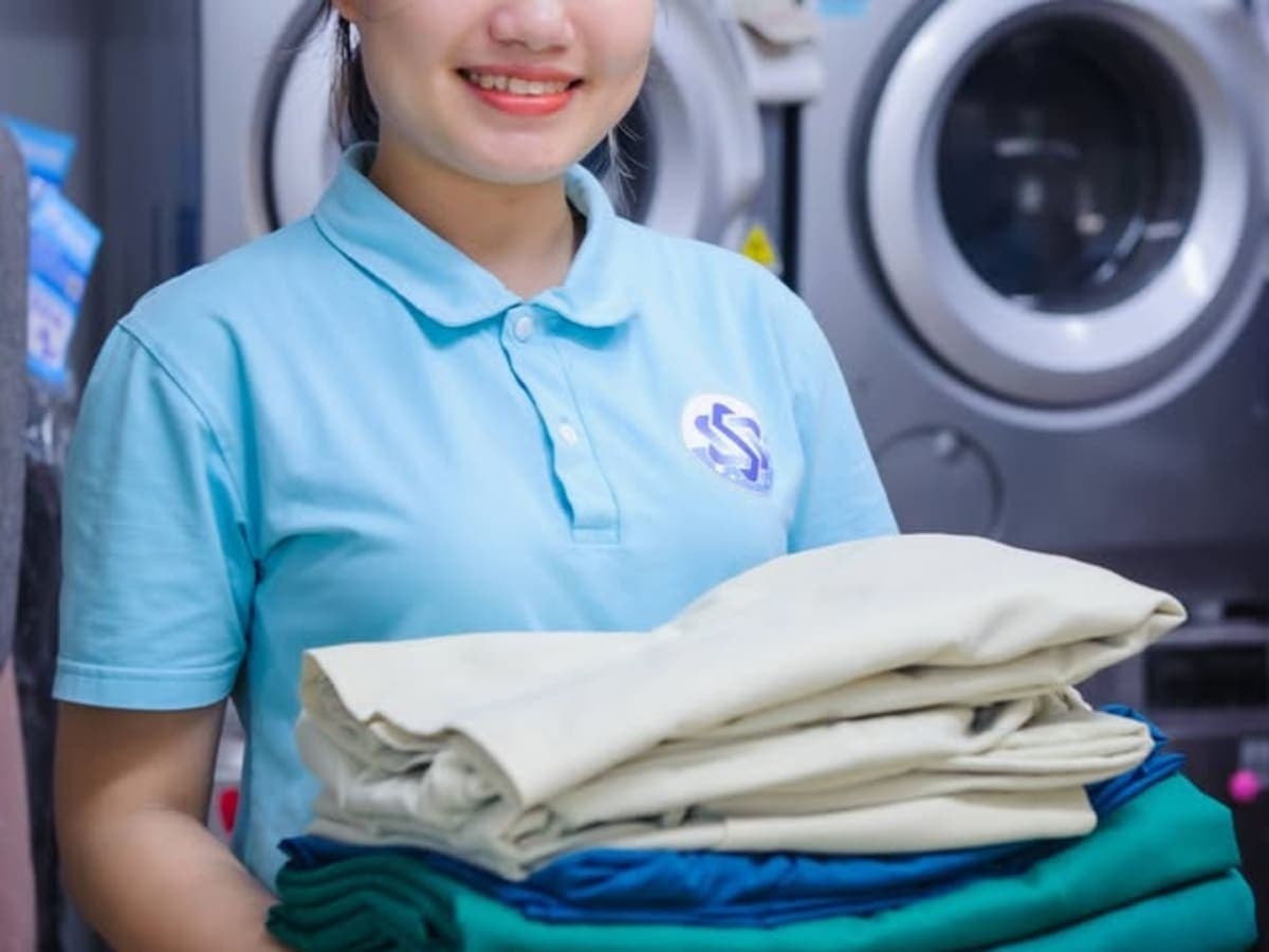 Giặt là Sáng CS1 - Tiệm giặt là người Điếc laundry shop in Hanoi