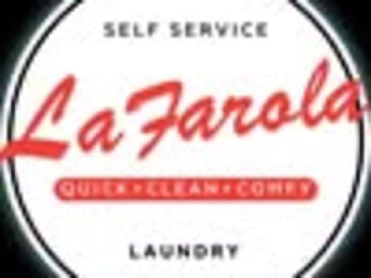 La Farola Coin Laundry Kutabumi laundry shop in Tangerang
