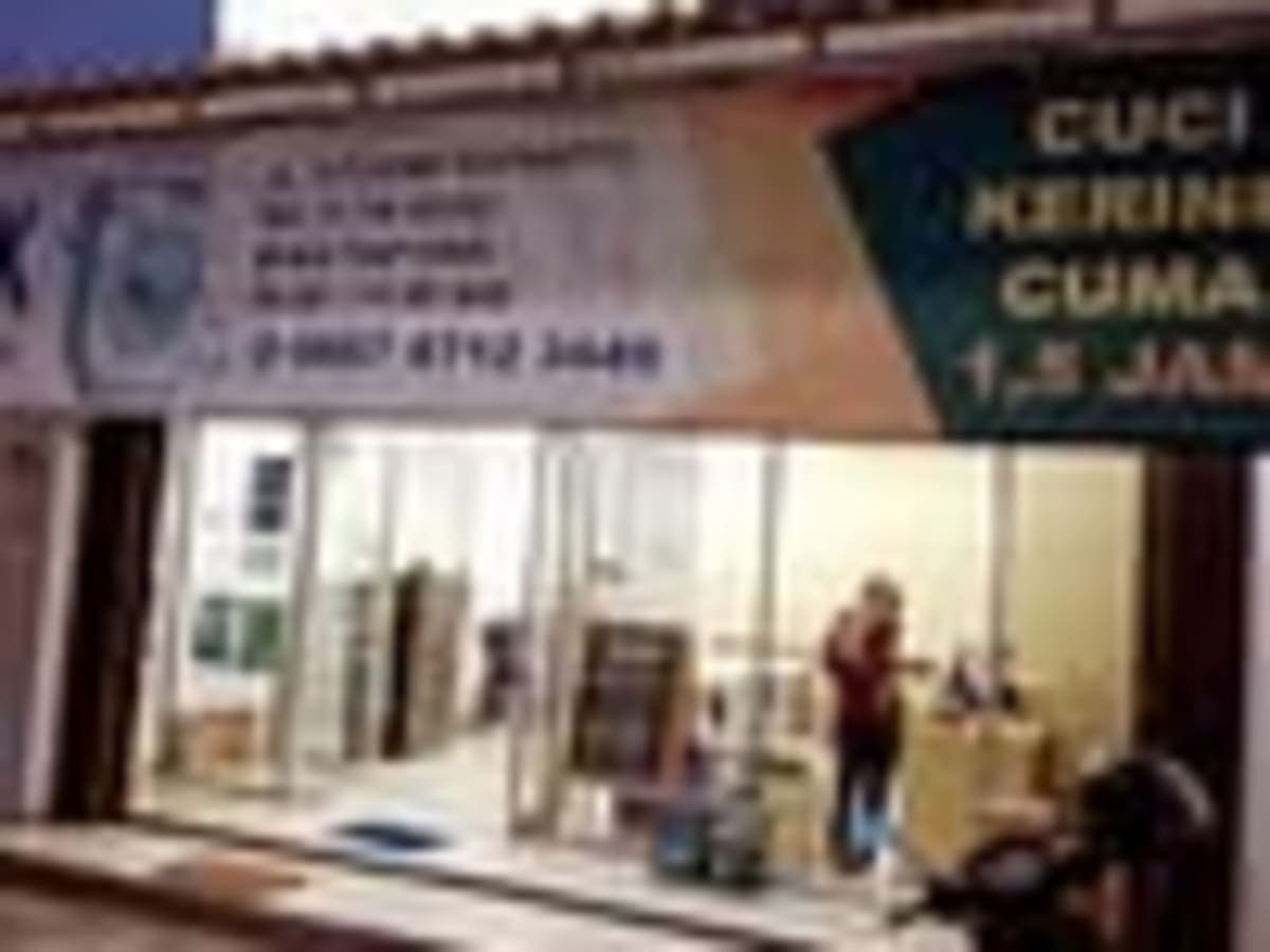 Koin Laundry Pak Cik