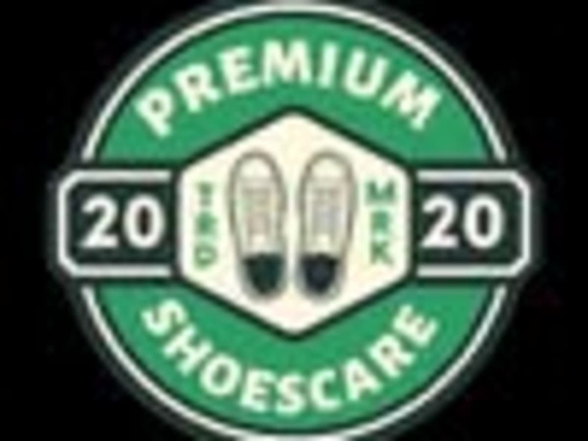 BLUEZZ LAUNDRY x PREMIUM SHOESCARE laundry shop in Samarinda