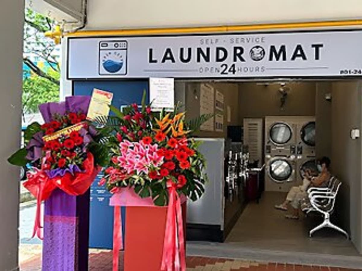 Spincity Laundromat (77 Telok Blangah) laundry shop in Queenstown