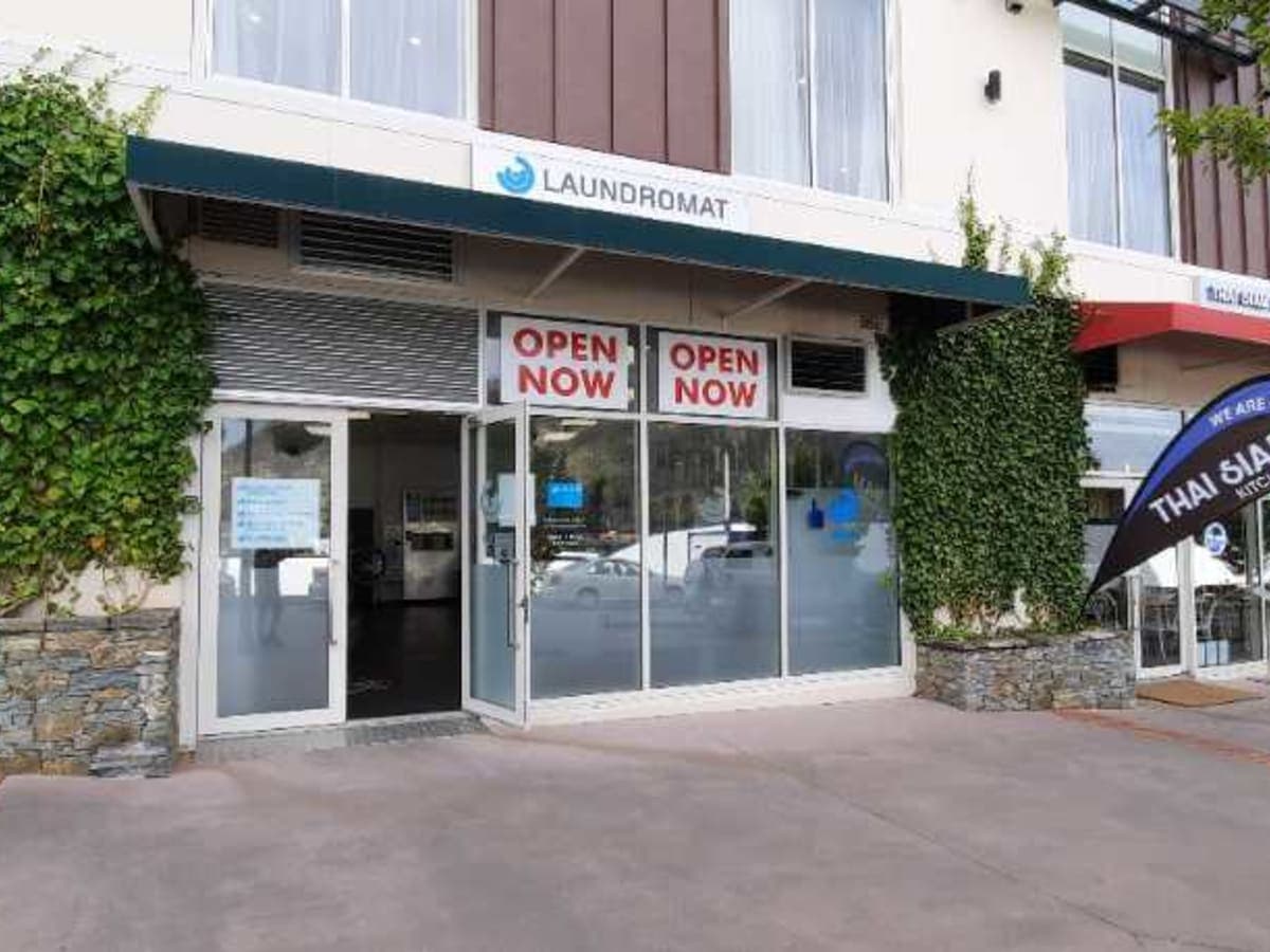 Liquid Laundromat Ramada Queenstown laundry shop in Queenstown