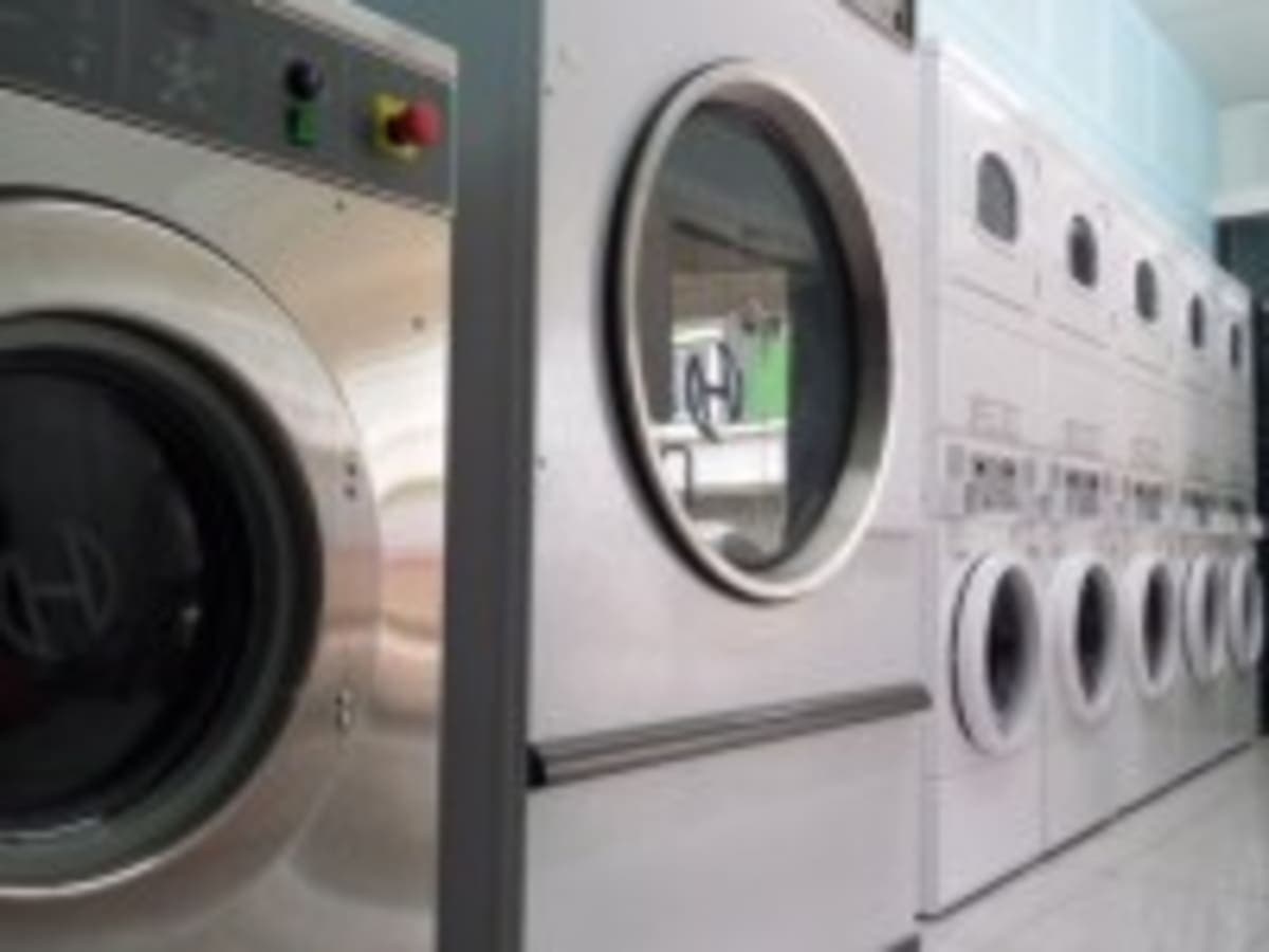 Orchid Laundromat laundry shop in Tangerang Selatan