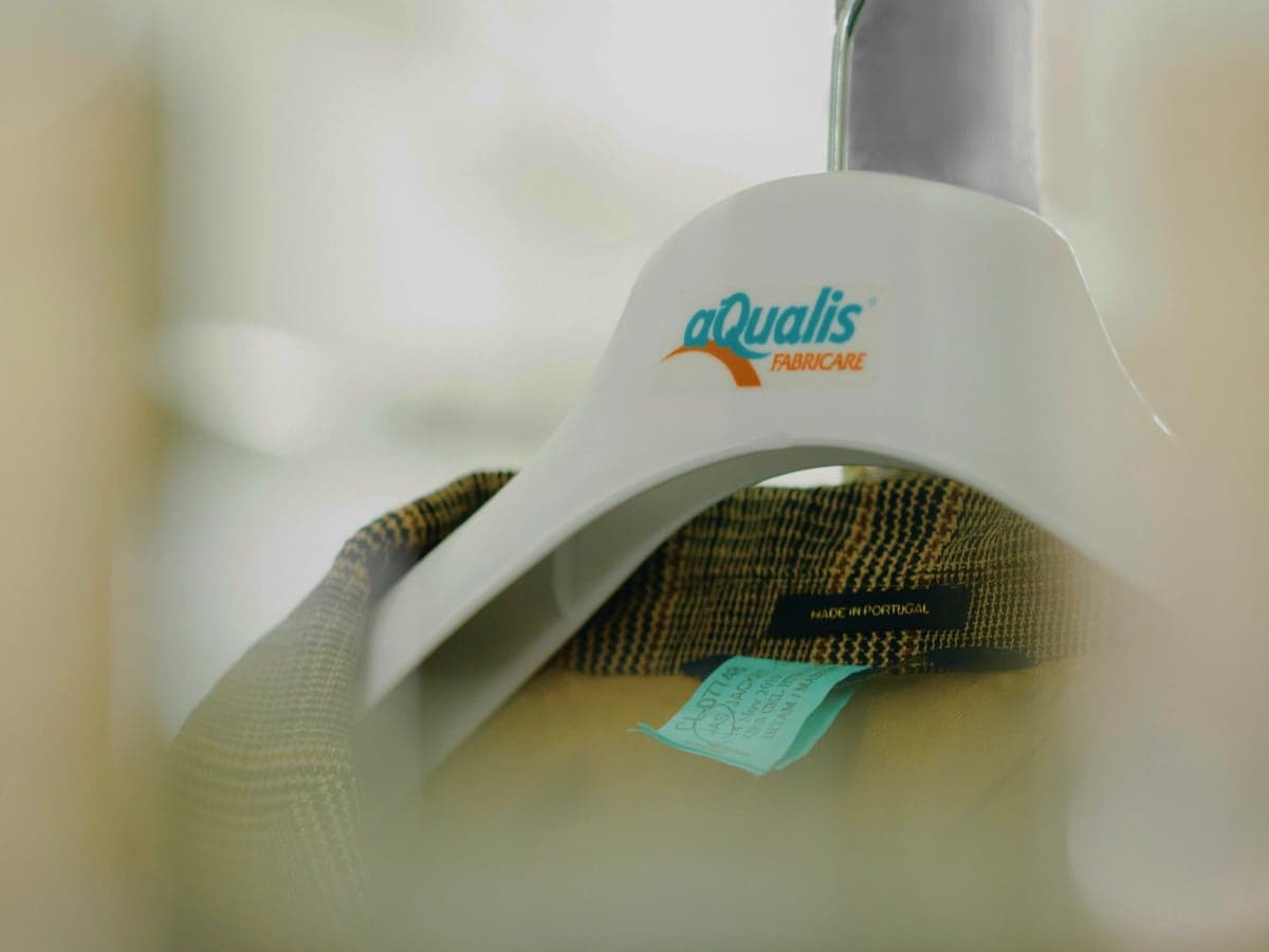 aQualis Laundry & Green Dry Clean - Makassar laundry shop in Makassar