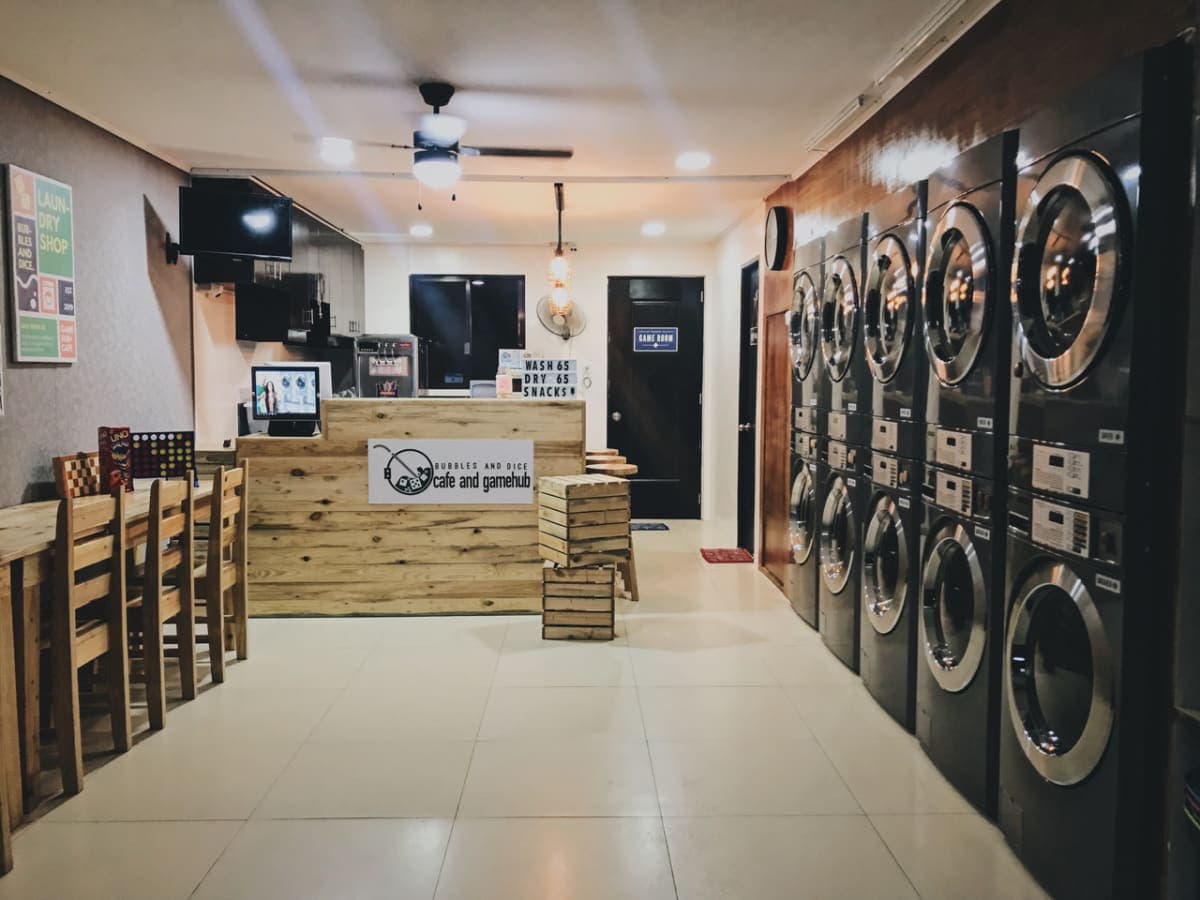 Bubbles and Dice Laundry Shop