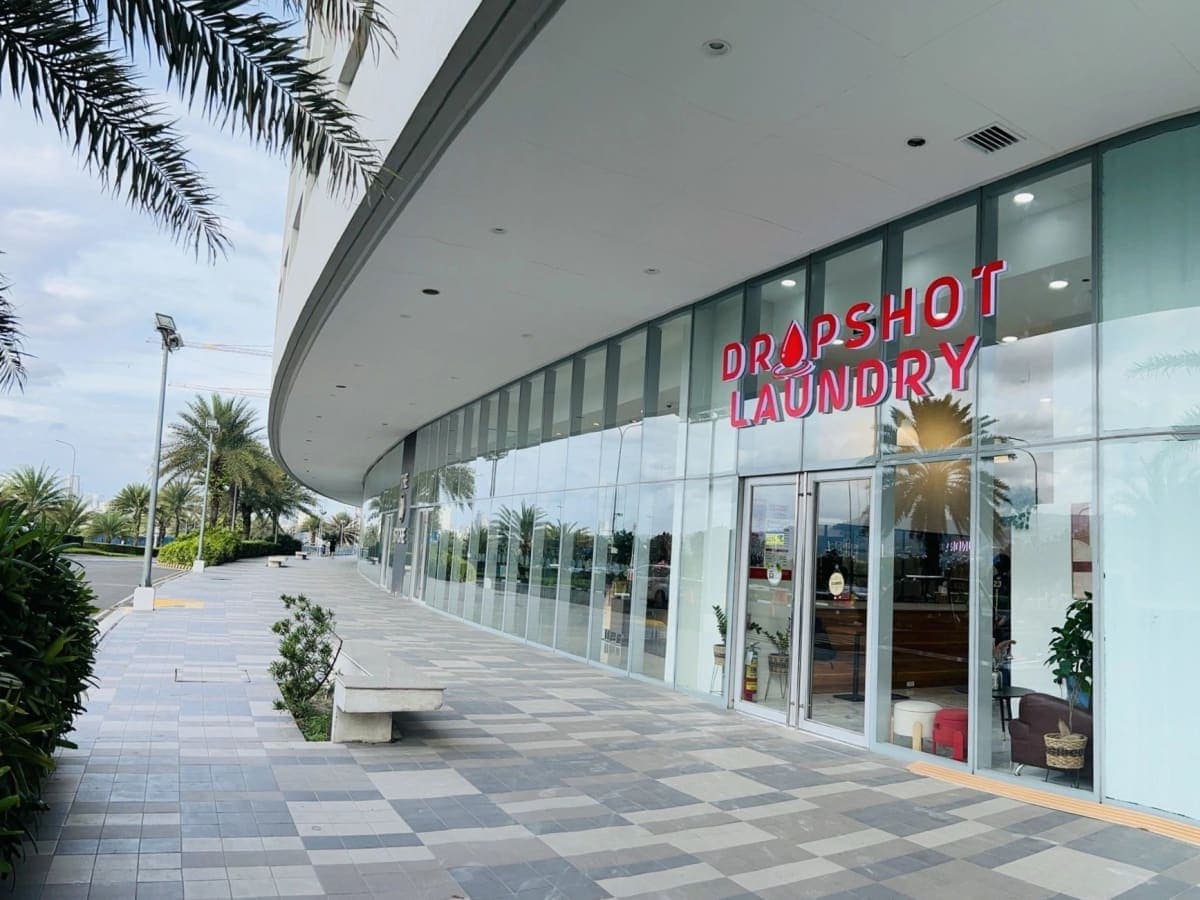 Dropshot Laundry Shop at SM Seaside City, Cebu