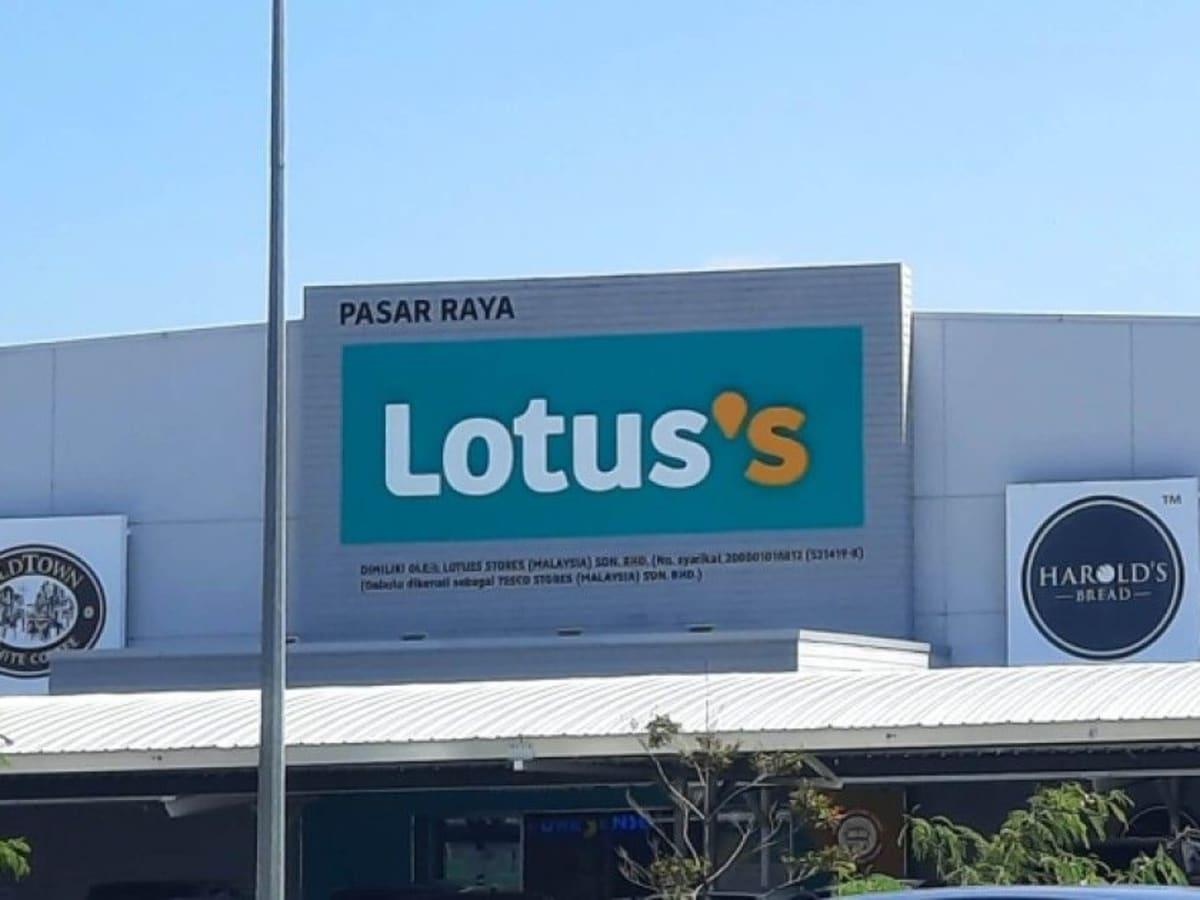 Lotusโs Bagan Ajam laundry shop in Butterworth